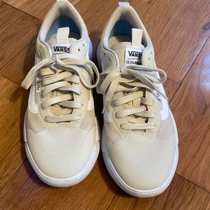 Cream Vans ultra range euro sz 39